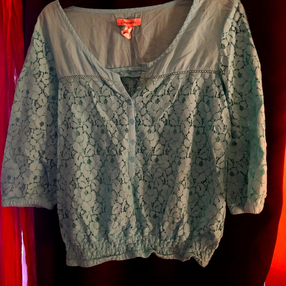 Aeropostale brand aquamarine blue lace blouse sz M